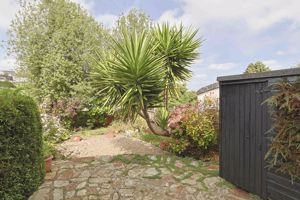 Photo 9- click for photo gallery